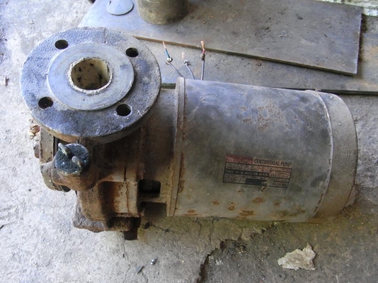 ขายปั้มน้ำ Makita 2 HP. 2800 RPM. 380 V วิ่งนิ่ม ราคาถูก