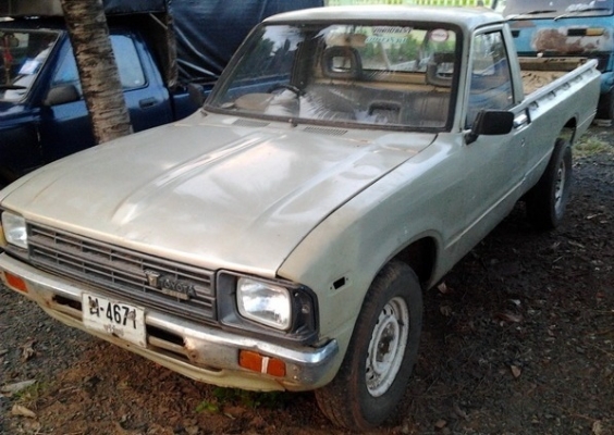 TOYOTA HILUX LN45 ม้ากระโดด สภาพสวยเดิมๆพร้อมใช้งานได้เลยครับ เครื่องแรงดีไม่เยิ้ม ภายในเก๋งคอนโซลสวยอยู่ครบไม่่ผุ กระบะไม่ผุ ช่วงล่างคัชซีสวยเดิมดี ยางสภาพดีพร้อมใช้งาน เอกสารทะเบียนครบพร้อมโอน ราคาต่อรองได้ครับ