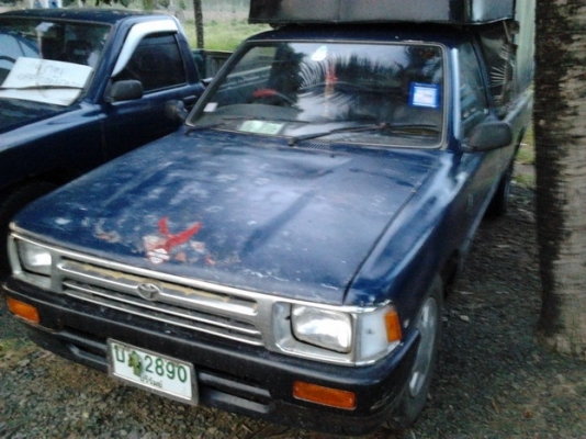 TOYOTA HILUX MIGHTY-X 2.5 MT ปี 90 เครื่ิองแน่นแรงดี ภายในสวยครบ กระบะมีหลังคาผ้าใบให้ครบ ช่วงล่างคัชซีสวยไม่มีผุ ยางสภาพดี 4 เส้นประมาณ 70\% พร้อมใช้งาน เอกสารทะเบียนครบพร้อมโอน ราคาต่อรองได้ครับ