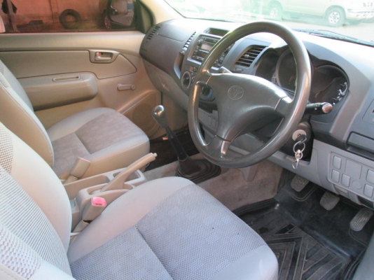 ขาย Toyota Vigo 2.5J Cab ปี09.
