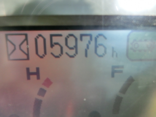 รถขุด KOMATSU PC200-7 ปี2003 ,5976Hr. รถนอกนำเข้าจากญี่ปุ่น สภาพดีมาก ราคาไม่แพงครับ