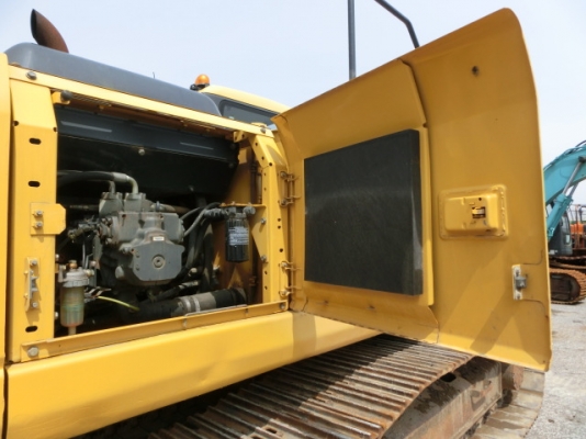 รถขุด KOMATSU PC200-7 ปี2003 ,5976Hr. รถนอกนำเข้าจากญี่ปุ่น สภาพดีมาก ราคาไม่แพงครับ