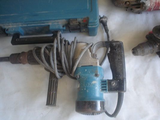 ขอบคุณครับหนุ่มกาฬสินธุ์ ขอให้ร่ำให้รวย  เหมามา เครื่องมือช่าง  ขายเหมายกหมด  ใช้ได้100\%ขายถูกๆๆ