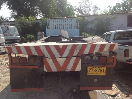 ขายดาวน์ 220000 รถสิบล้อ Isuzu Rocky 175HP