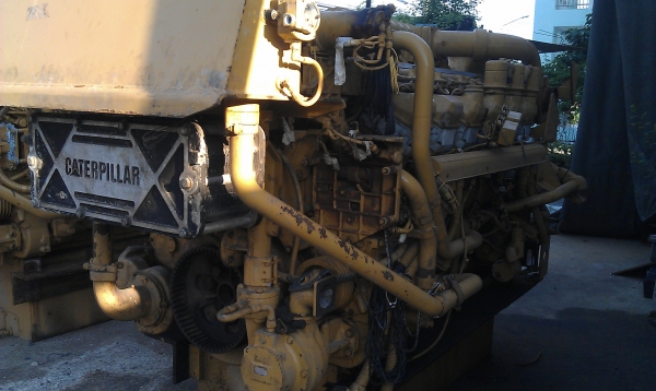 ขายเครื่องเรือขนาด1200กว่าแรงม้า รุ่นใหม่