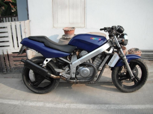 (เพิ่มคลิป VDO) ขาย HONDA BROS 400 ทะเบียนแท้ๆ