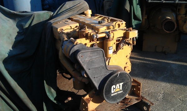 ขายเครื่องปั่นไฟCATมารีนถูกๆ