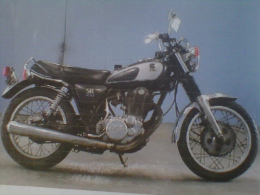 ***ขาย sr400 รถก้อน 2 คัน เดิมๆ ราคาคันล่ะ 51000 บาท*** รถเข้าต้นเดือนมิถุนายน56 พ่อค้าตัด 2 คันมีราคาพิเศษ ประกอบให้บวกคันละสองพันบาท สนใจจองได้เลยครับ to  0858730704 ohm คอนหวัน