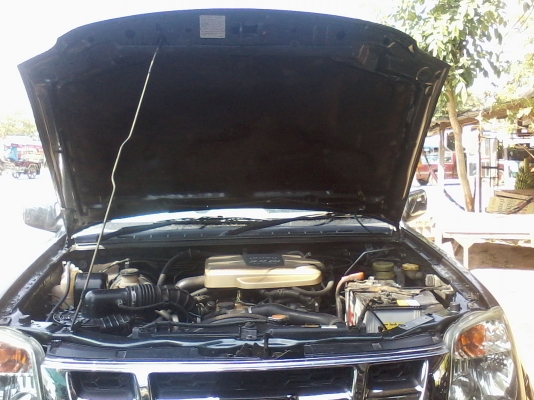 ขาย ISUZU  D - MAX  4 ประตู  4x4  รถปี 47    ราคา 380,000  บาท