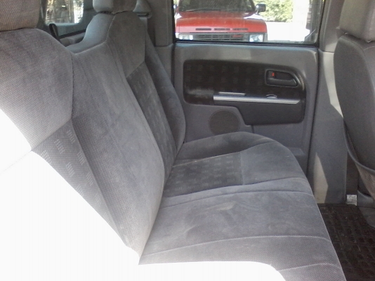 ขาย ISUZU  D - MAX  4 ประตู  4x4  รถปี 47    ราคา 380,000  บาท