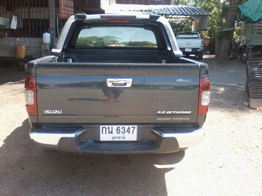 ขาย ISUZU  D - MAX  4 ประตู  4x4  รถปี 47    ราคา 380,000  บาท