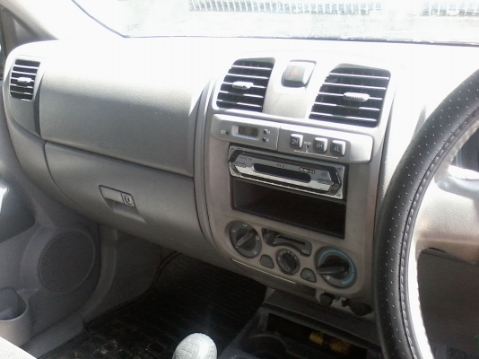 ขาย ISUZU  D - MAX  4 ประตู  4x4  รถปี 47    ราคา 380,000  บาท