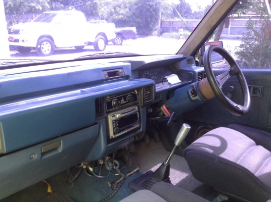 ขายด่วน!!! Mitsubishi Cyclone L200 ราคาเบาๆ 95,000 บาท ขายด่วน!!! Mitsubishi Cyclone L200 ราคาเบาๆ 95,000 บาท