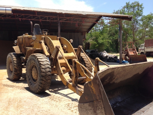 ขายรถตักล้อยาง CAT 920  สภาพดี พร้อมใช้งาน ราคาต่อรองได้