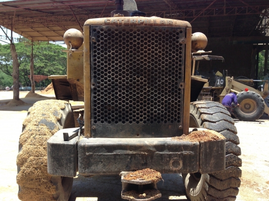 ขายรถตักล้อยาง CAT 920  สภาพดี พร้อมใช้งาน ราคาต่อรองได้