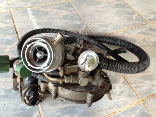 ขายชุดแก๊ส NGV/CNG พร้อมถัง100ลิตร 3000 บาท