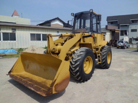 สนใจสั่งซื้อได้ค่ะ สำหรับ 910F2 อยู่ที่ญี่ปุ่น รถสวยสภาพดีแน่นอน มั่นใจไม่มีหลอกลวงค่ะ ท่านใดสนใจโทรหาเจี๊ยบได้ค่ะ 087-3310254