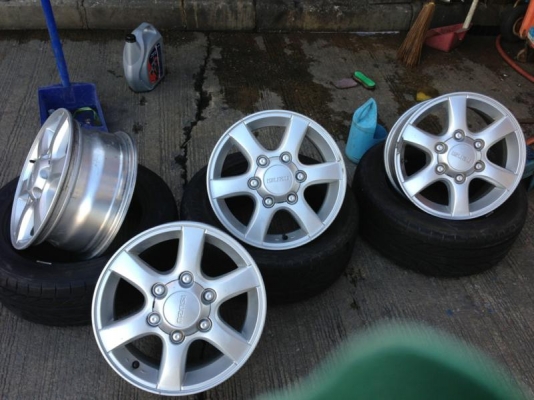 ขายแม๊ก ขอบ 15 นิ้ว อีซูซุ ดีแมค ส่งได้ครับ