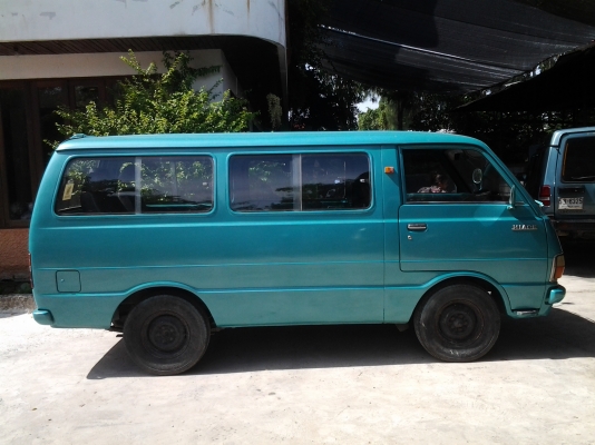 ฝากขายรถตู้ตาหวาน ทำสีใหม่ เครื่องเบนซิน 12 R เครื่องดีมาก