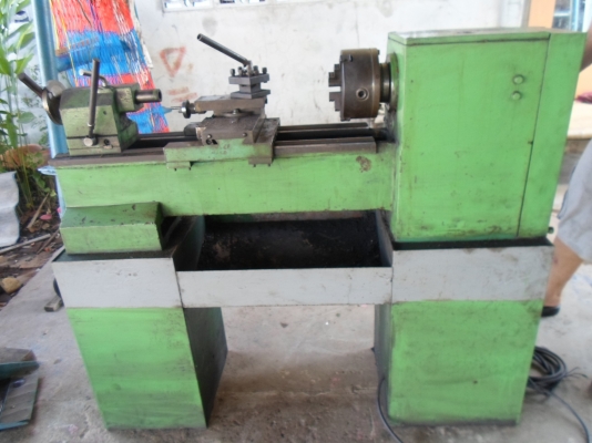 แท่นกลึง 4 ฟุต เกียร์บล็อก กลึงเกลียวได้ พร้อมใช้้ 38,000