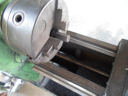 แท่นกลึง 4 ฟุต เกียร์บล็อก กลึงเกลียวได้ พร้อมใช้้ 38,000