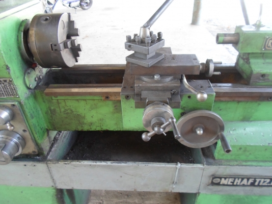 แท่นกลึง 4 ฟุต เกียร์บล็อก กลึงเกลียวได้ พร้อมใช้้ 38,000