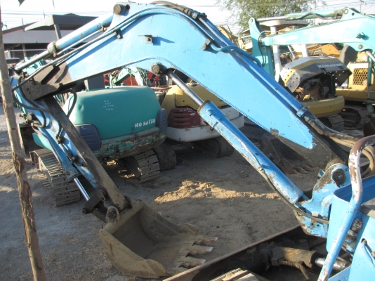 KOBELCO เทียบเท่า PC 30-5 เก่าไทย เอวแน่น ปั็มแรง สภาพพร้อมใช้ สุดๆเอาไปแบ่งกันใช้ได้เลยครับ   น้องร็อค จัดหั้ย สนใจโทร สอบถามได้ 081-8535656