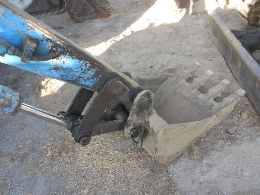 KOBELCO เทียบเท่า PC 30-5 เก่าไทย เอวแน่น ปั็มแรง สภาพพร้อมใช้ สุดๆเอาไปแบ่งกันใช้ได้เลยครับ   น้องร็อค จัดหั้ย สนใจโทร สอบถามได้ 081-8535656