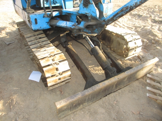 KOBELCO เทียบเท่า PC 30-5 เก่าไทย เอวแน่น ปั็มแรง สภาพพร้อมใช้ สุดๆเอาไปแบ่งกันใช้ได้เลยครับ   น้องร็อค จัดหั้ย สนใจโทร สอบถามได้ 081-8535656