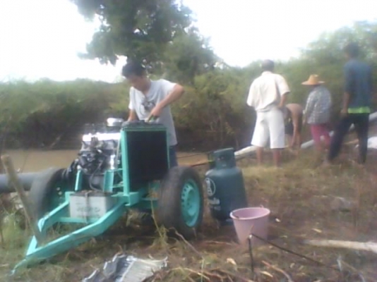 จำหน่ายเครื่องสูบน้ำใช้แก๊สหุงต้ม จากลุ่มประดิษฐ์เครื่องมือเกษตร หมู่ 5 อ.ท่าตะโก