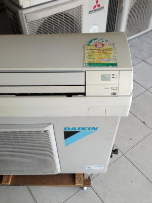 **** ขายแอร์ DAIKIN 9000 BTU สภาพ 90\% ****
