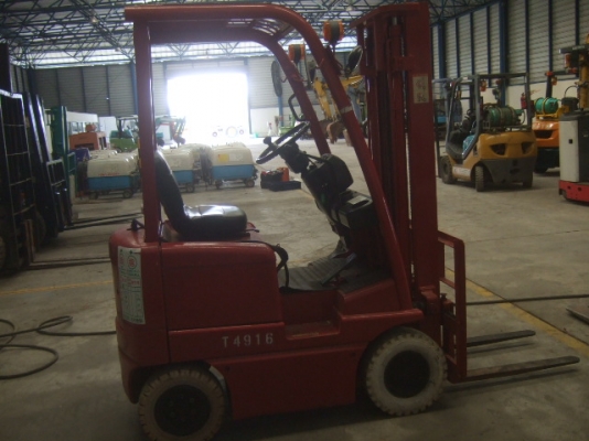 ขายด่วน รถฟอร์คลิฟต์ 0.9 ตัน ตัดขายราถูกไม่ถึงแสน สภาพพร้อมใช้งานค่ะ สนใจติดต่อสอบถามเจี๊ยบได้เลยค่ะ 087-3310254 ค่ะ