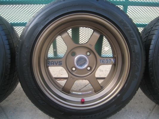 ขายล้อแม็กใหม่ te37v 15"x7" et20 4รู100 + ยาง ปี10 (081-3747940)