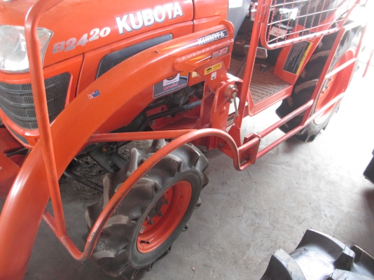 ขายแล้วนะครับ KUBOTA B2420 MAX 281 ชั่วโมง คุณภาพเยี่ยม ยางหน้า-หลังพร้อมใช้ ขายแล้วนะครับ KUBOTA B2420 MAX 281 ชั่วโมง คุณภาพเยี่ยม ยางหน้า-หลังพร้อมใช้