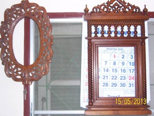 กระจกไม้สัก แกะสลัีกลายไทย