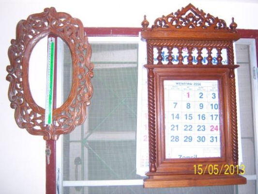 กระจกไม้สัก แกะสลัีกลายไทย