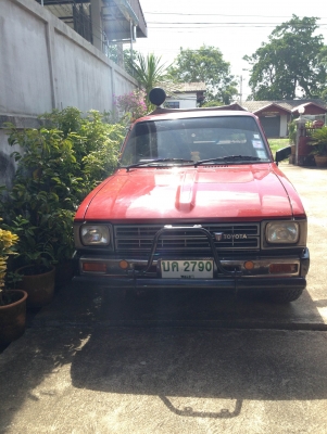 ขายรถมือ2 Toyota ม้าดำ เครื่อง 2200D  ปี25 สีแดง