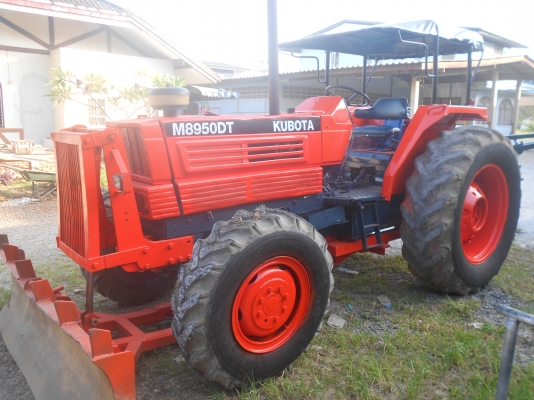 KUBOTA M8950 DT