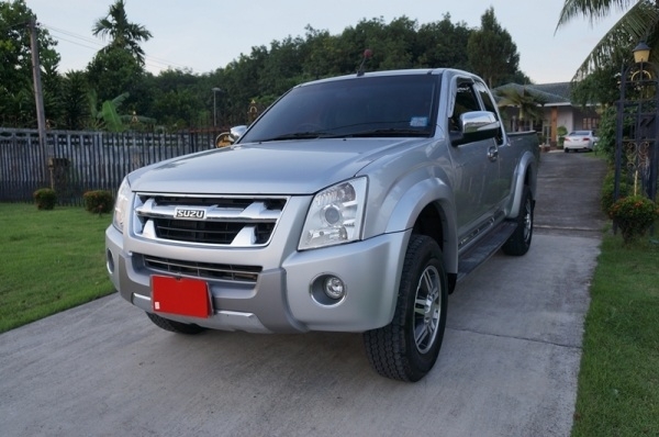 ขายดาวน์ Isuzu Hilander 2.5 ปี2011 ผ่อนมาแล้ว 26งวด