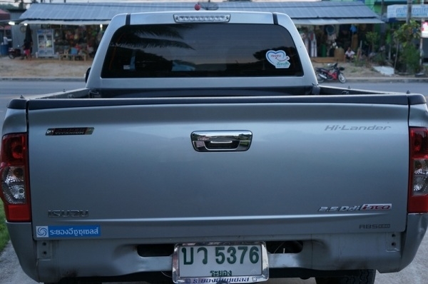 ขายดาวน์ Isuzu Hilander 2.5 ปี2011 ผ่อนมาแล้ว 26งวด ขายดาวน์ Isuzu Hilander 2.5 ปี2011 ผ่อนมาแล้ว 26งวด