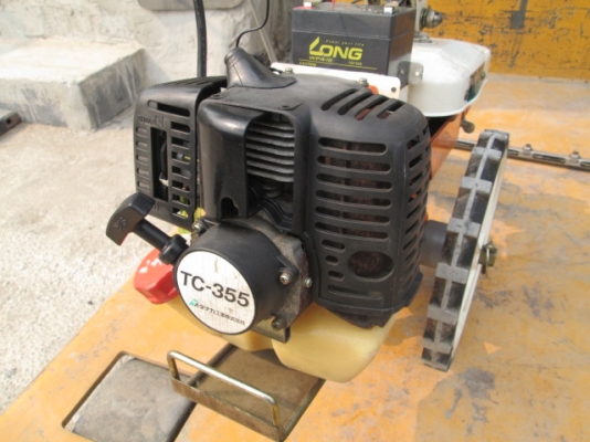 รถตัดหญ้าเดินตามหรือสามารถแต่งกิ่งแนวตรงของต้นไม้ที่ติดพื้นได้www.nihonmono.com