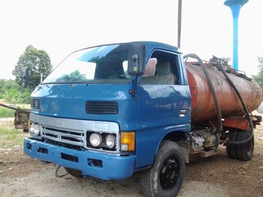 รถน้ำพร้อมอุปกรณ์ ยี่ห้อ อีซูซุ KS22 สีสันไม่สวยรถทำงานดี