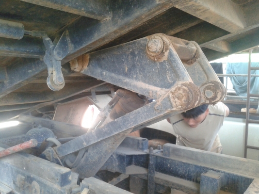 ขาย 6 ล้อดั้ม 117 แรง HINO FB112 F หน้า+หลังแล้ว เครื่อง แรง (WO4D)