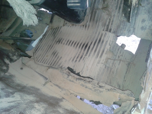 ขาย 6 ล้อดั้ม 117 แรง HINO FB112 F หน้า+หลังแล้ว เครื่อง แรง (WO4D)