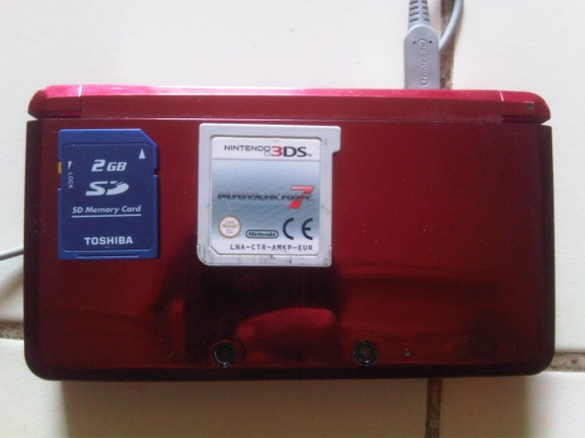 ขายpsp 3001 . 2500 กับds3โซน EU  .2000 อ่านรายละเอียดก่อนนะครับ