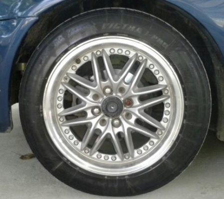 ด่วน..CiVIC4ประตูเครื่องหัวฉีดเดิมกระจกไฟฟ้าเกียร์ธรรมดาช่วงล่างดีสีสวยภาษีเต็ม(พร้อมขับส่ง)