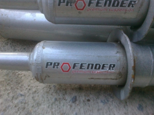 ขายโช๊คอัพprofenderใส่รถVIGO 4x4ยก2นิ้ว