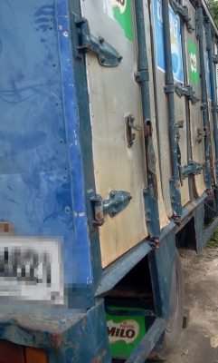 ISUZU รถหกล้อ มีเล่มทะเบียน เครื่องดี ยังขับได้   คุณชัชวาล จ.เพชรบูลย์ มัดจำแล้วค่ะ