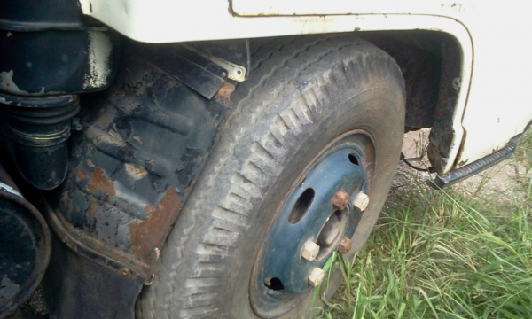 ISUZU รถหกล้อ มีเล่มทะเบียน เครื่องดี ยังขับได้   คุณชัชวาล จ.เพชรบูลย์ มัดจำแล้วค่ะ