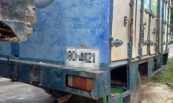 ISUZU รถหกล้อ มีเล่มทะเบียน เครื่องดี ยังขับได้   คุณชัชวาล จ.เพชรบูลย์ มัดจำแล้วค่ะ